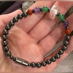 Hematite Crystal Bead Bracelet - Magnetic Closure - Genuine Crystal - NWOT